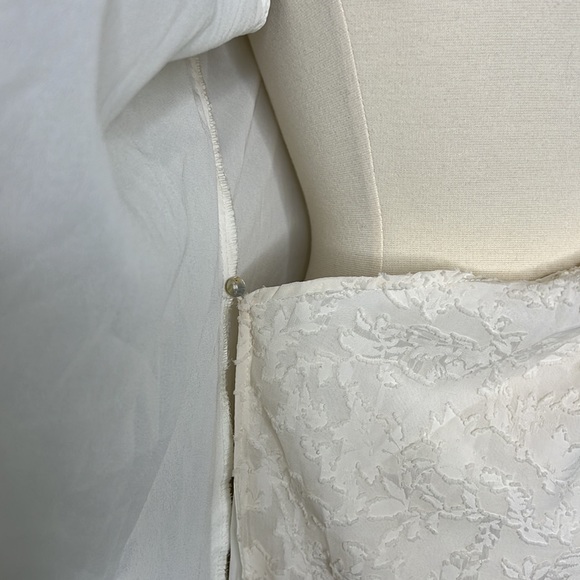 Allie Rose off white wrap cami top, size large - Picture 9 of 12